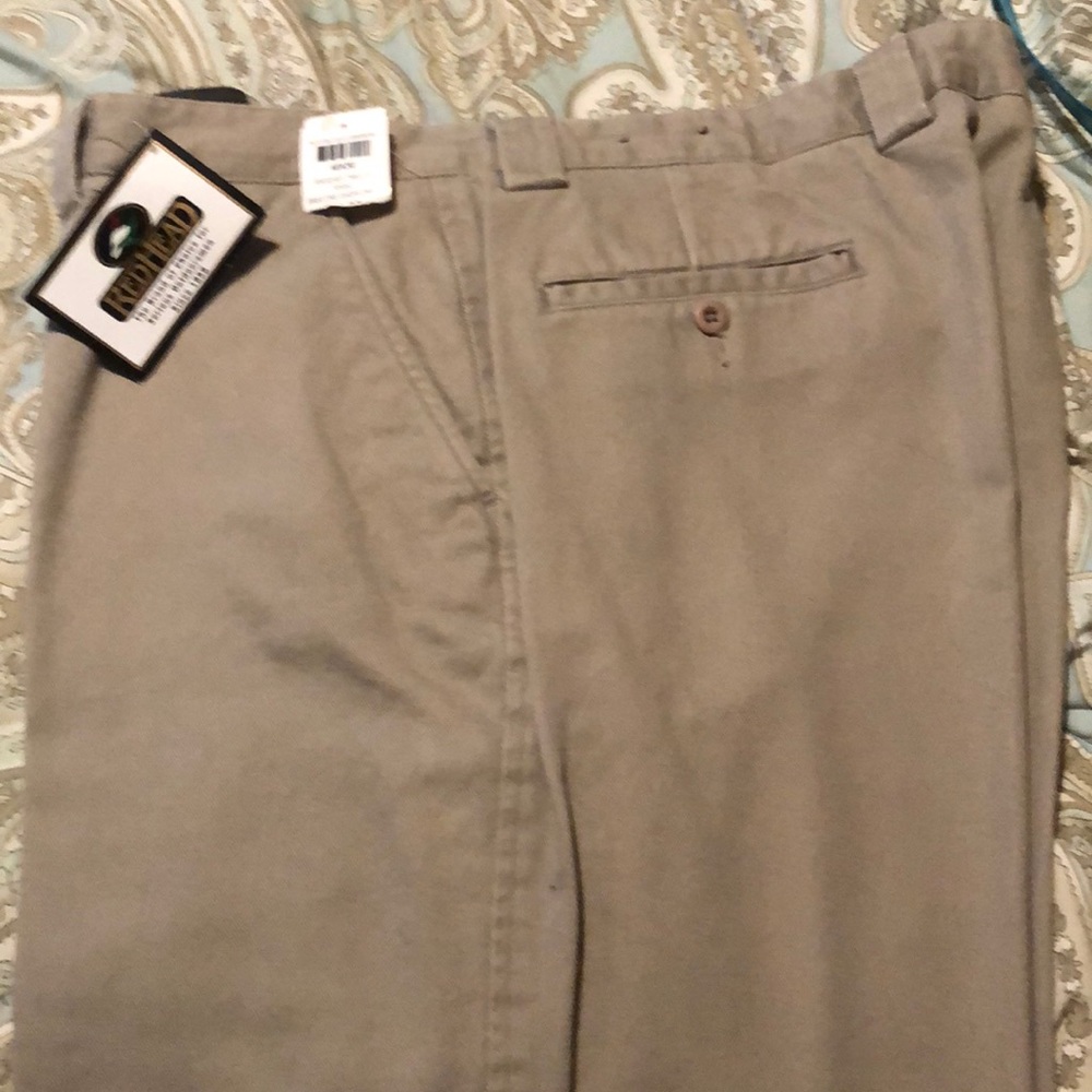 Red Head, Brushed Twill Khaki’s. Size 40x30. New with tags!